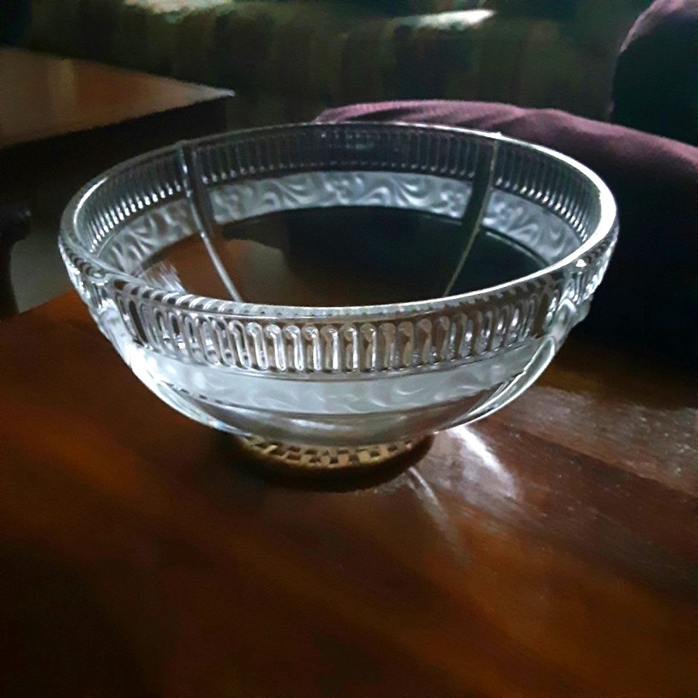 Mikasa Clear Glass Bowl, Italian Countryside Collection, 8", made 2005 - 07